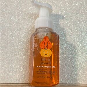Bath & Body Works Life is Gourd Foaming Hand Soap - Orange